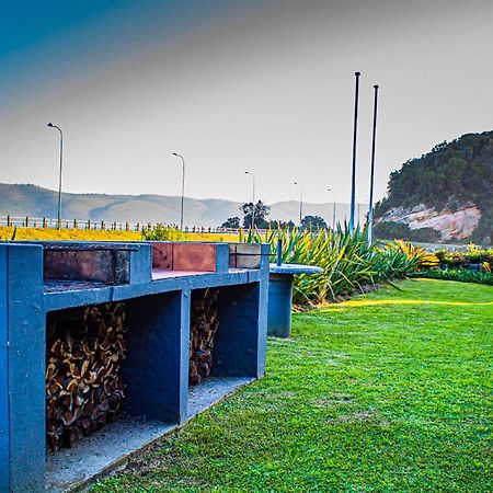 Hotel On The Estuary Knysna Esterno foto