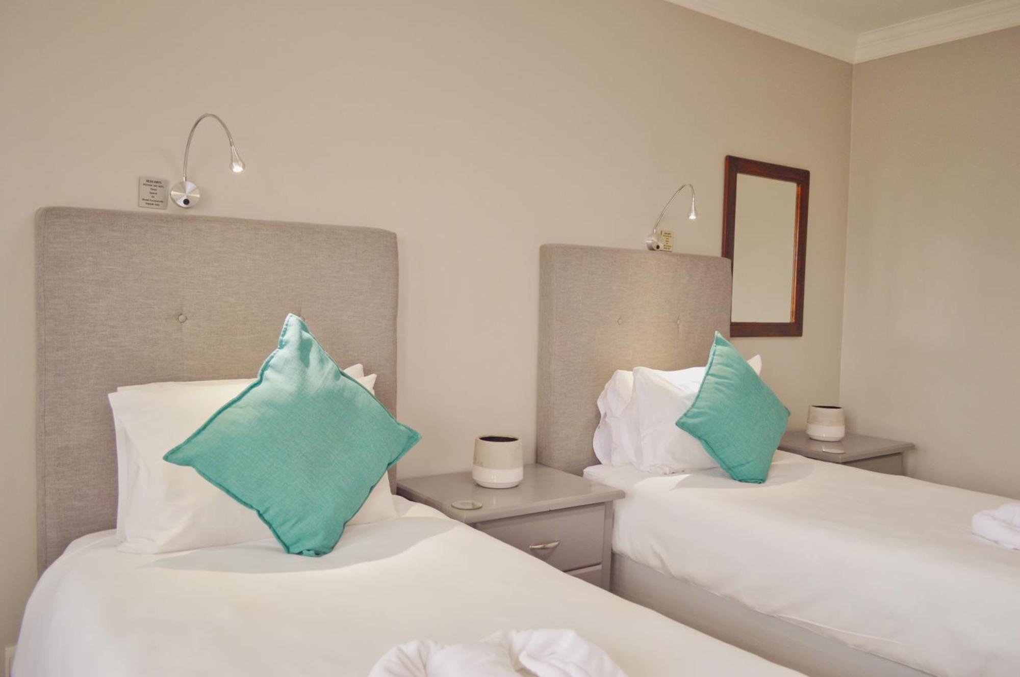 Hotel On The Estuary Knysna Esterno foto